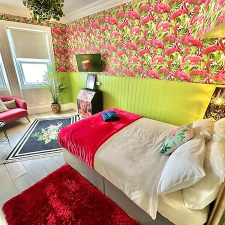 Lemur Lodge - Boutique Apartments - Short Stroll To The Beach 伯恩茅斯 外观 照片