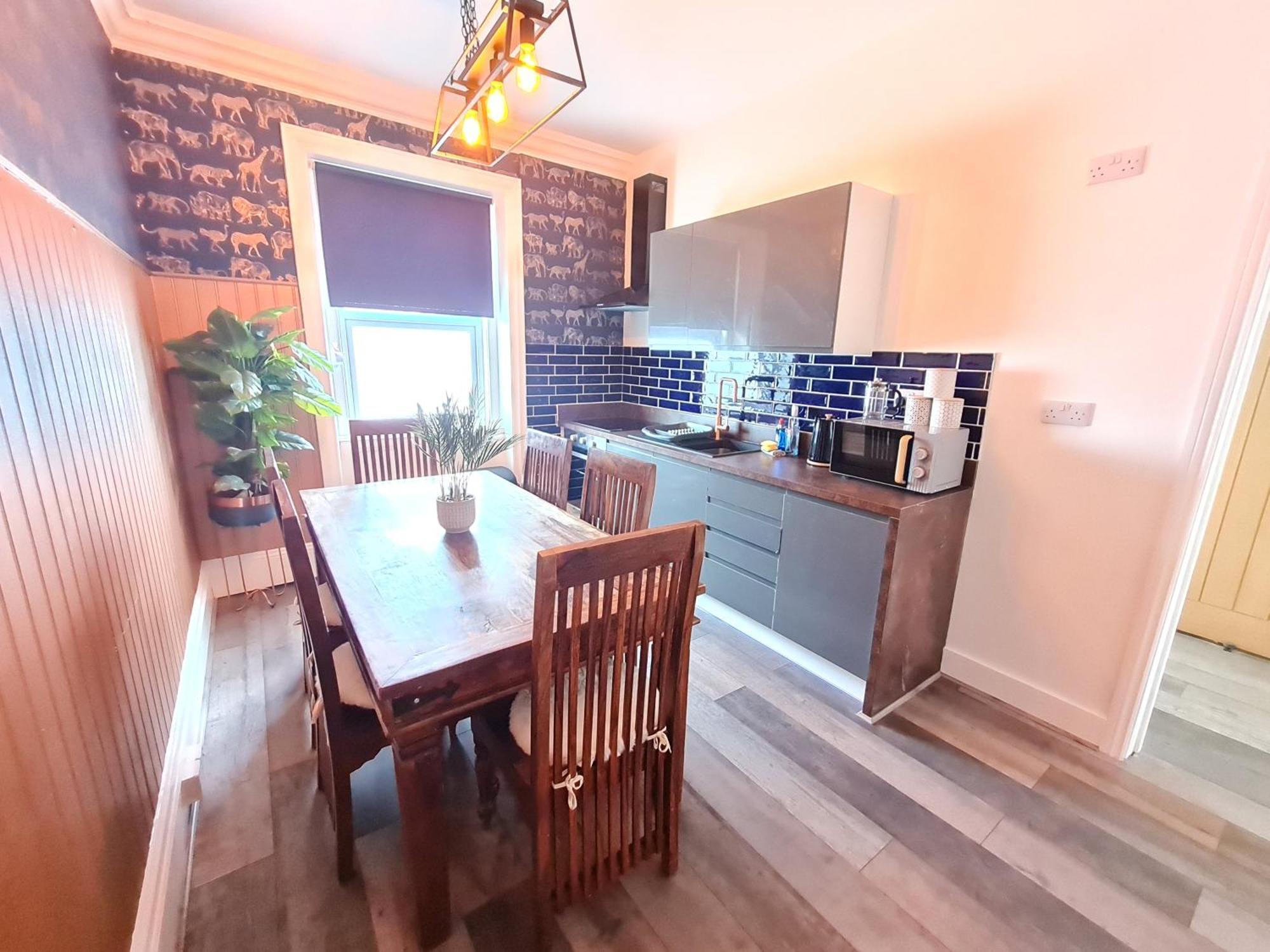 Lemur Lodge - Boutique Apartments - Short Stroll To The Beach 伯恩茅斯 外观 照片