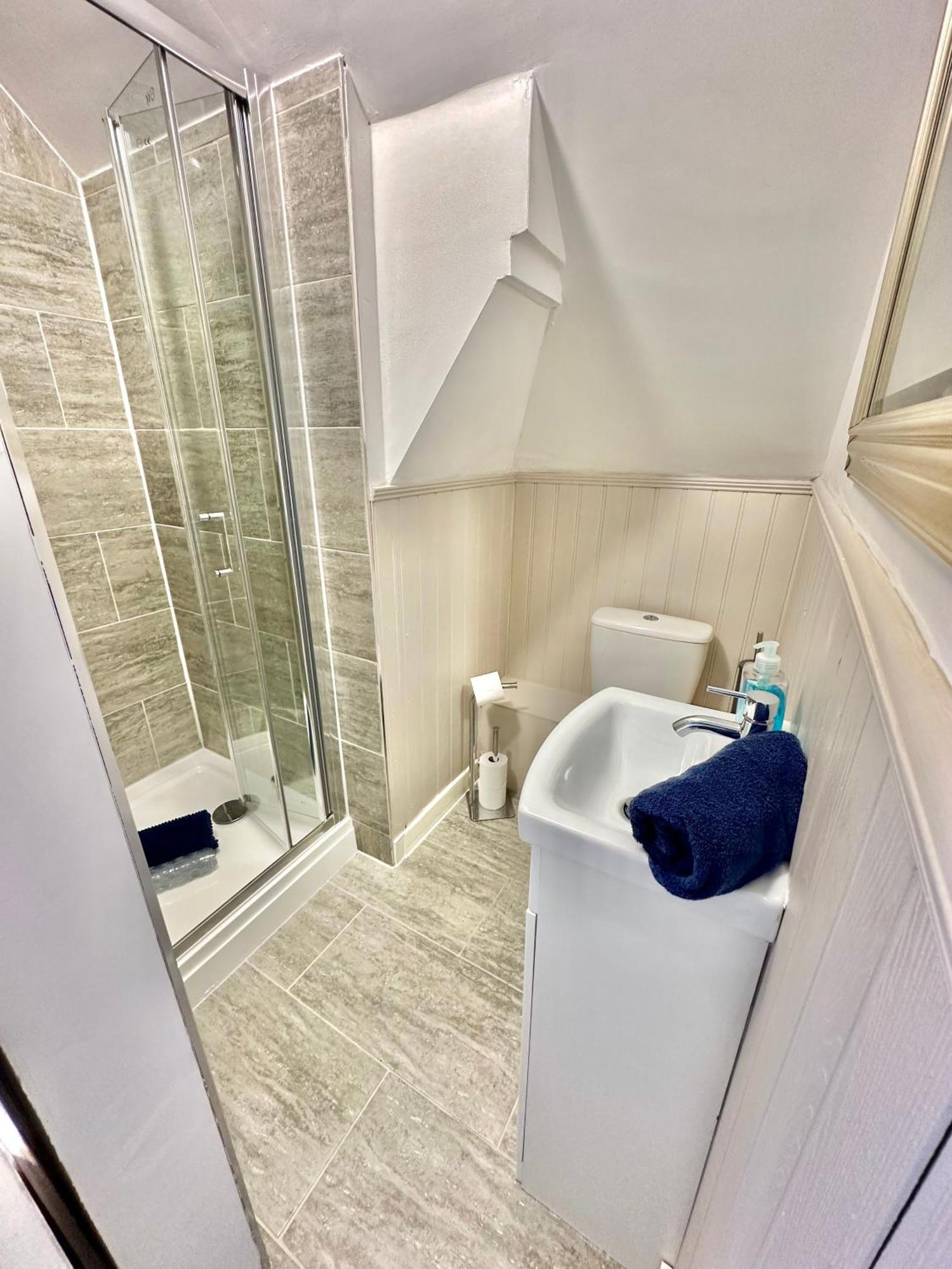Lemur Lodge - Boutique Apartments - Short Stroll To The Beach 伯恩茅斯 外观 照片