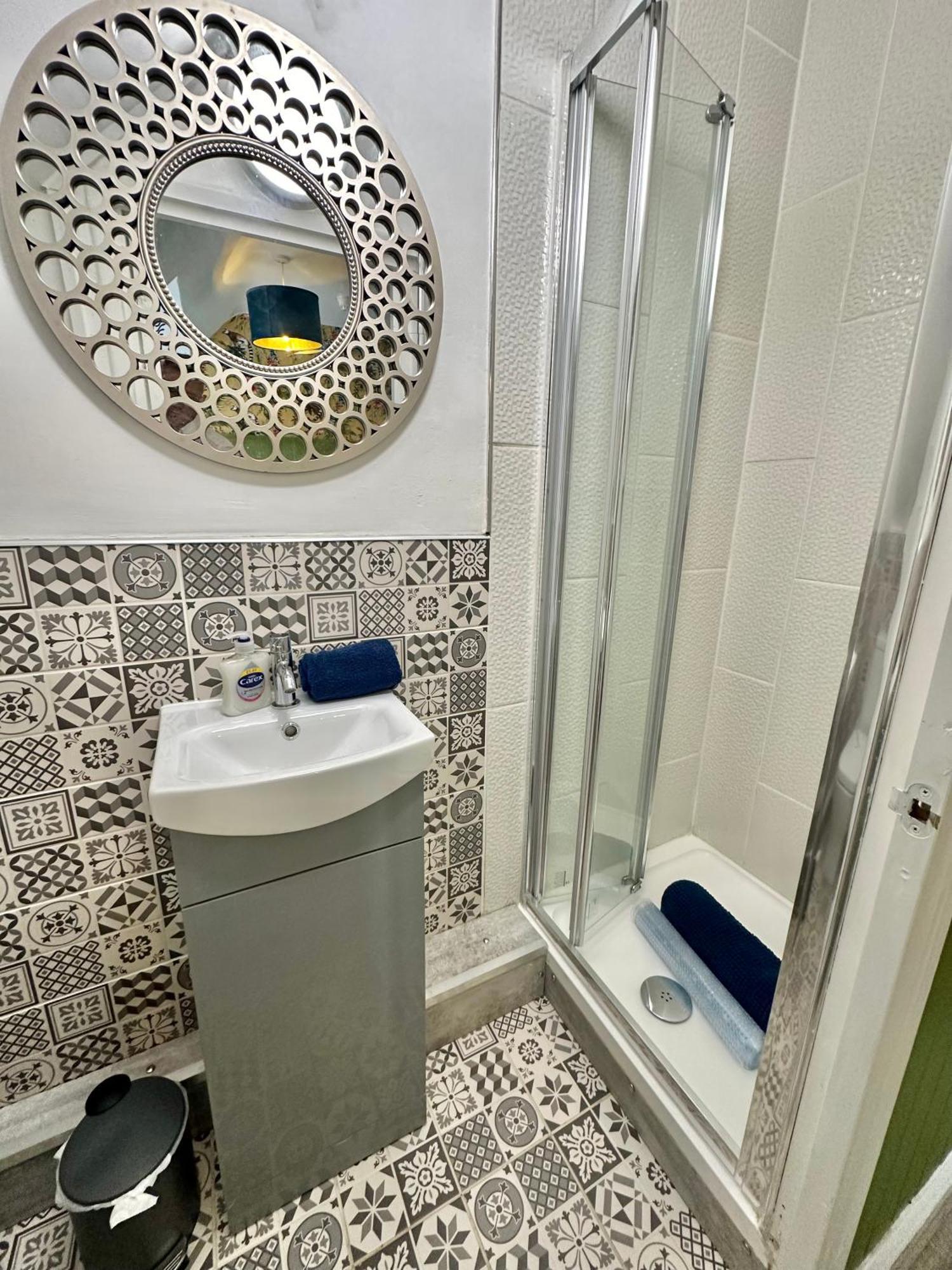 Lemur Lodge - Boutique Apartments - Short Stroll To The Beach 伯恩茅斯 外观 照片