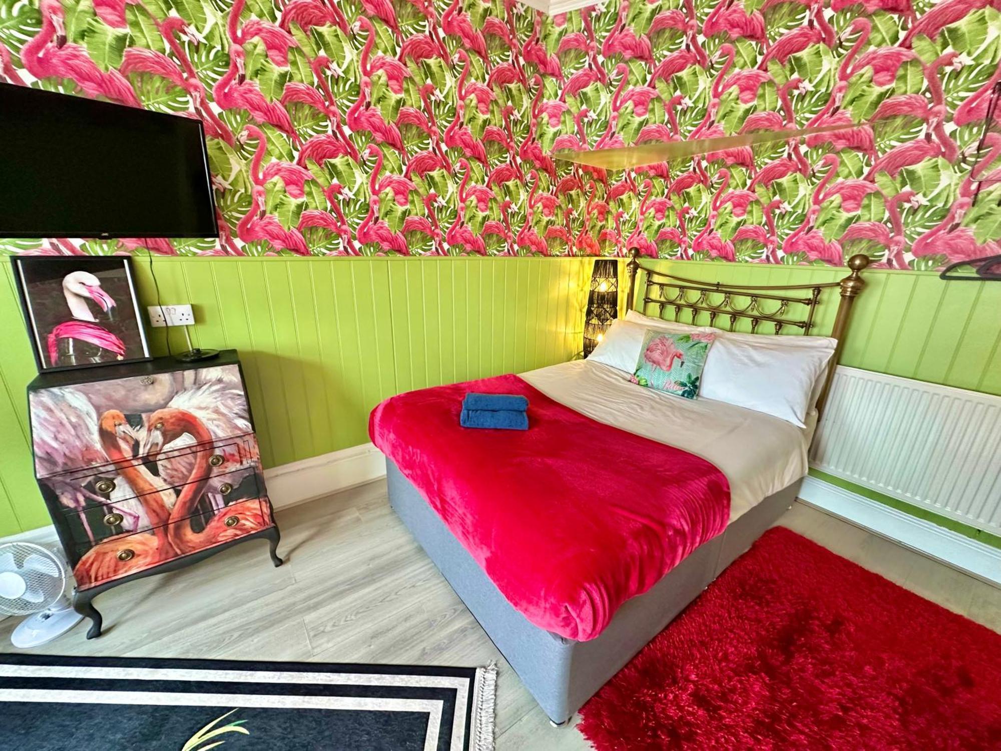 Lemur Lodge - Boutique Apartments - Short Stroll To The Beach 伯恩茅斯 外观 照片
