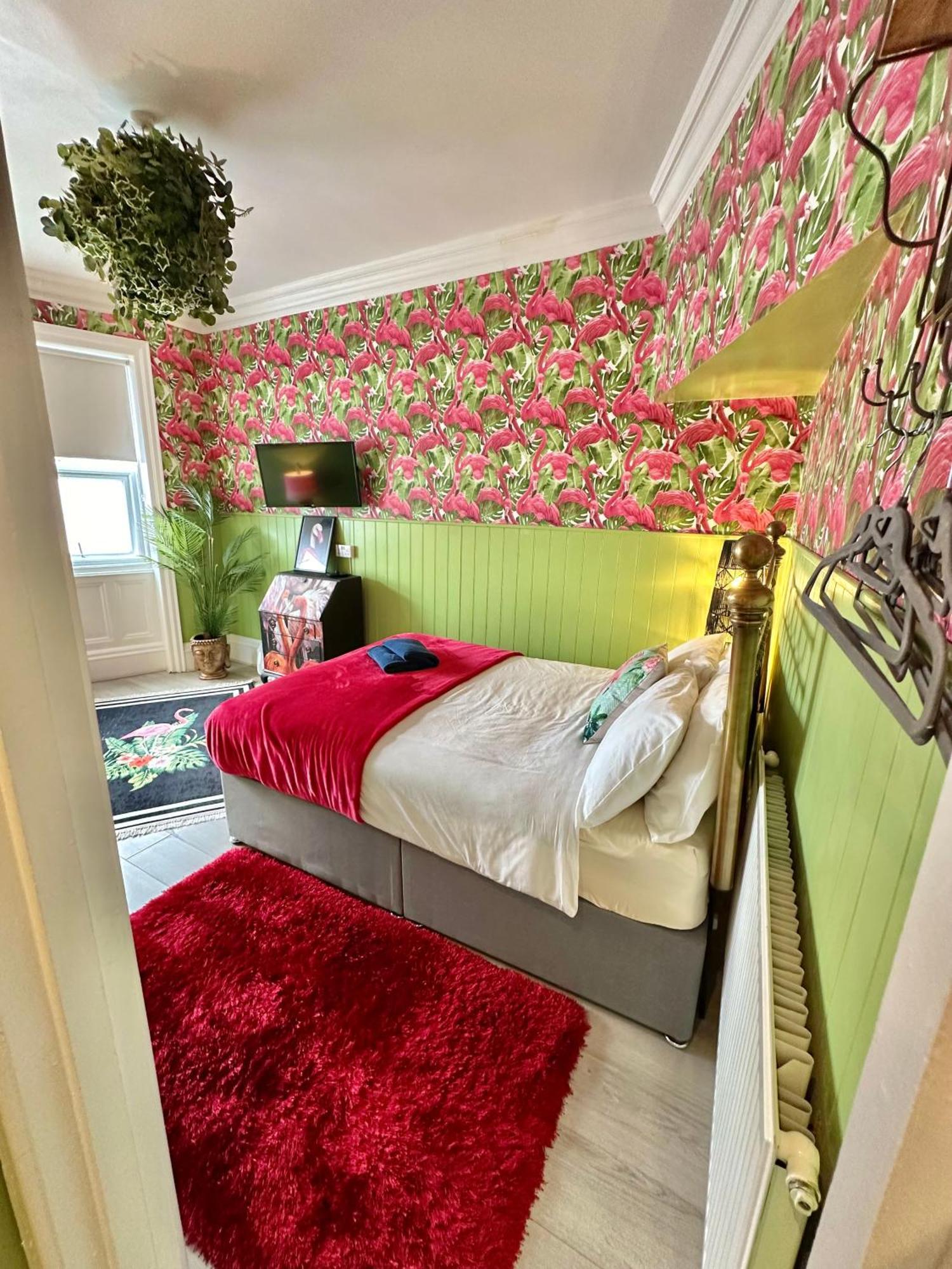 Lemur Lodge - Boutique Apartments - Short Stroll To The Beach 伯恩茅斯 外观 照片